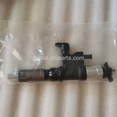 Fuel Injector Denso Common rail injector 095000-0660 for Isuzu 6HK1 4HK1 Supplier